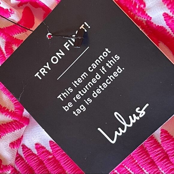 Lulu’s White Pink Embroidered Shirt Sleeve Shift Dress Size‎ Small NWT - Picture 7 of 9